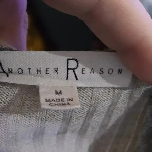 Another Reason Camouflage Waffle Knit Top Medium - Picture 5 of 6